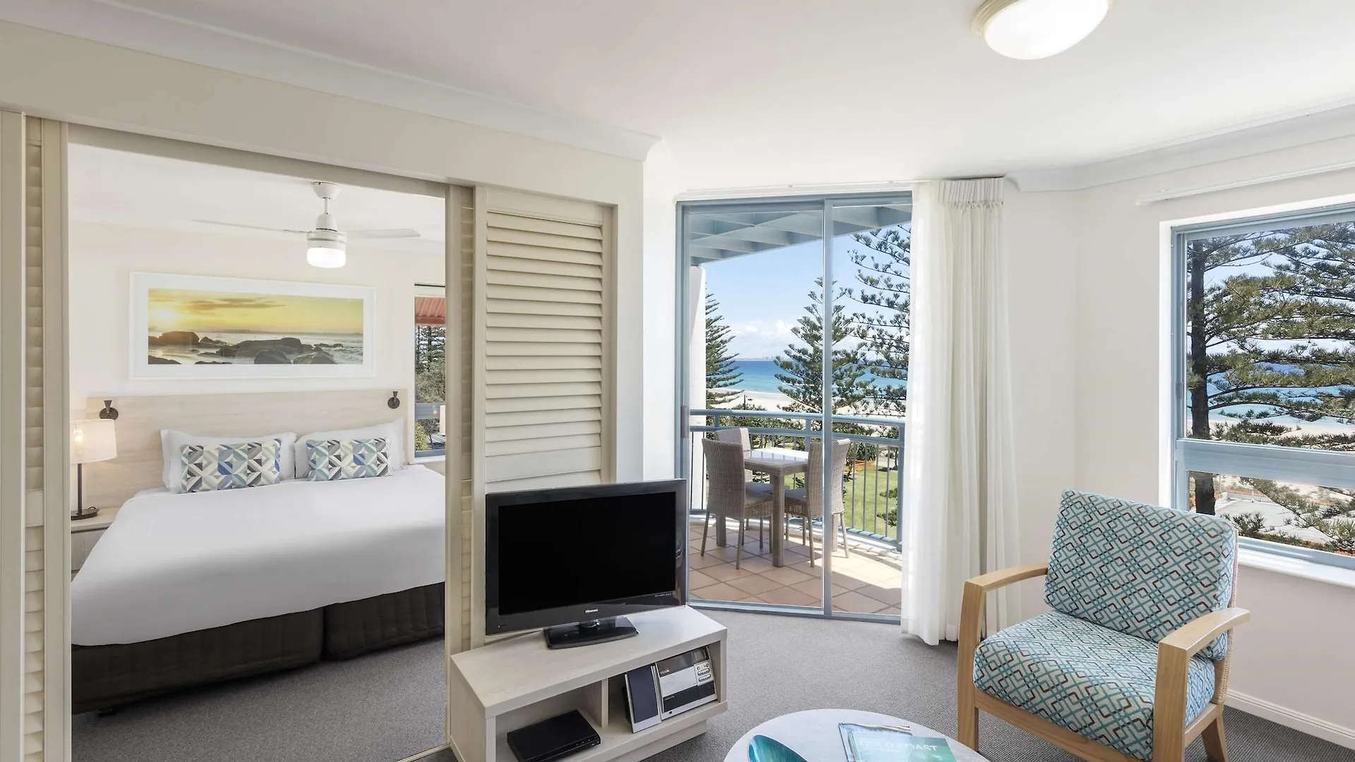 Oaks Gold Coast Calypso Plaza Suites