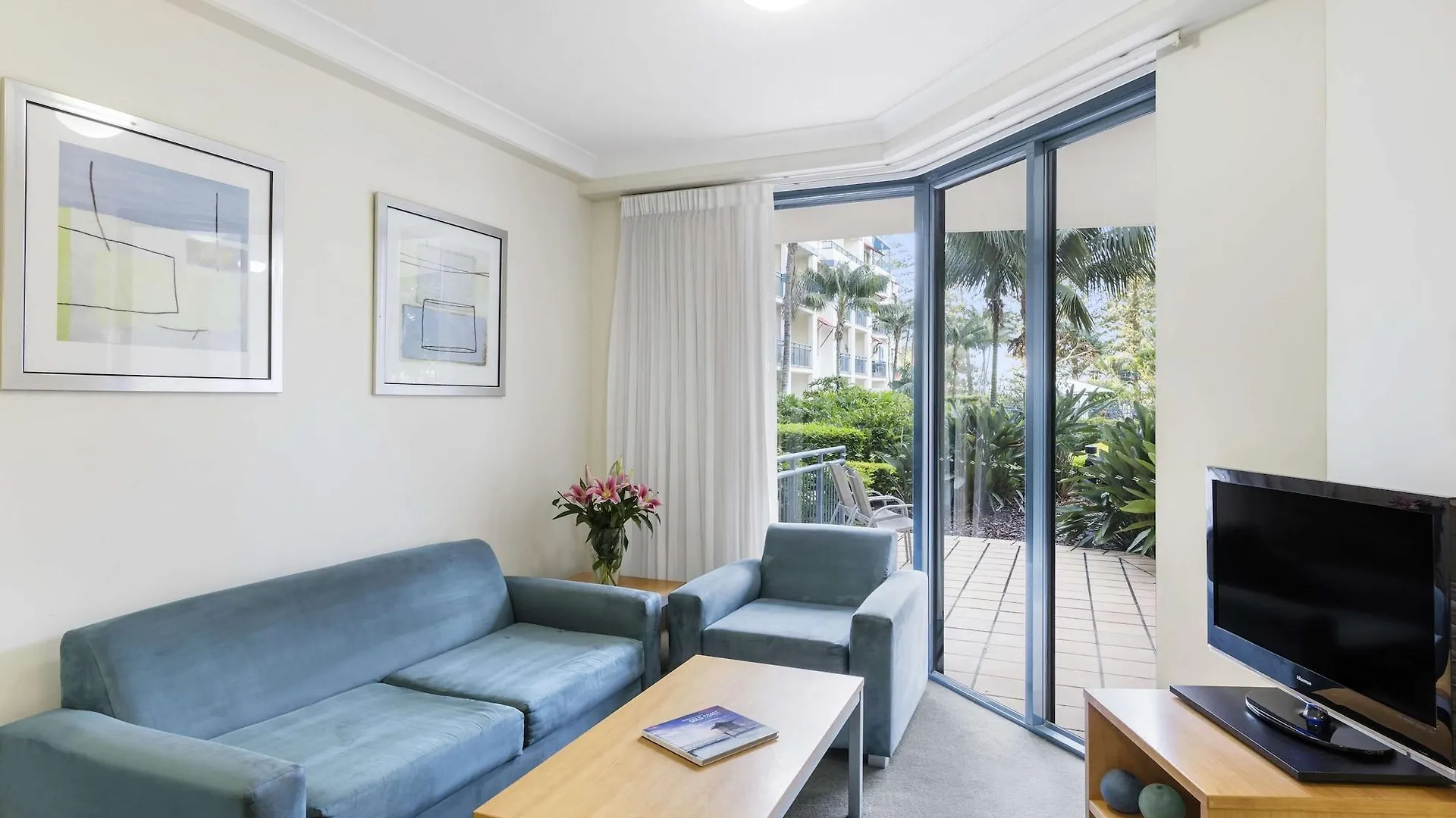 Oaks Gold Coast Calypso Plaza Suites 4*,  Austrália